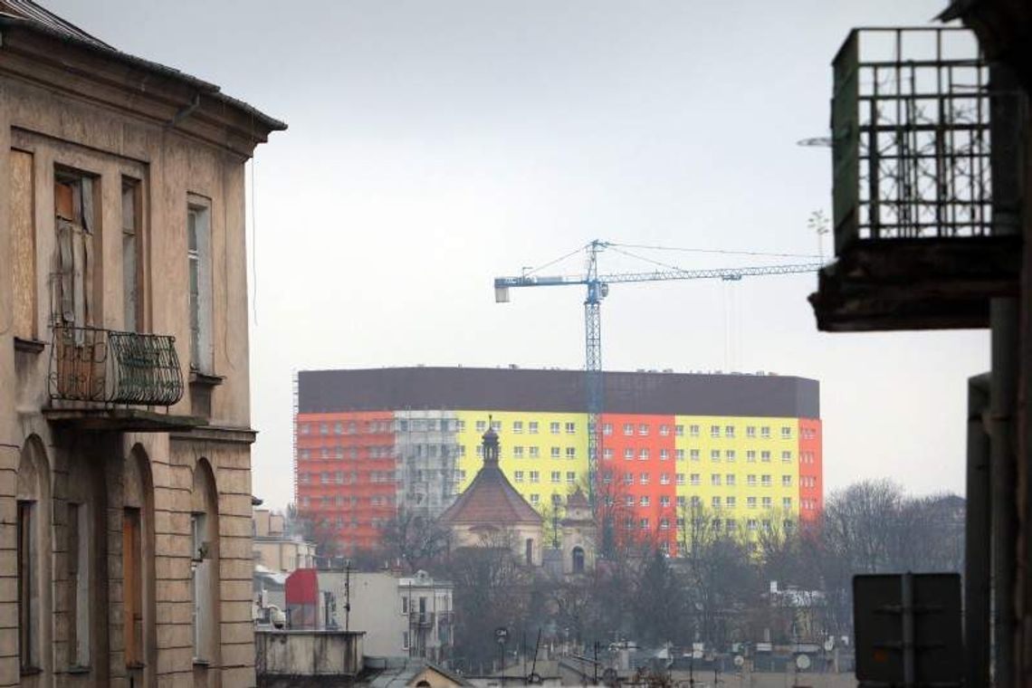 Czytelnicy o przemalowaniu COZL. Głos \"za\" i głos \"przeciw\" Czytelnicy o przemalowaniu COZL. Głos \"za\" i głos \"przeciw\"