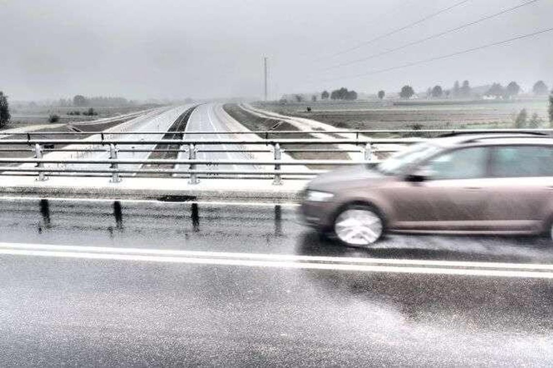 Czytelnik: Dlaczego nie ma chodnika na wiadukcie nad obwodnicą Lublina? Czytelnik: Dlaczego nie ma chodnika na wiadukcie nad obwodnicą Lublina?