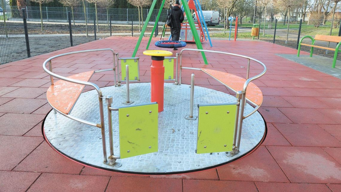 Czytelnik ze Świdnika: Ledwo zamontowane urządzenia zżera rdza