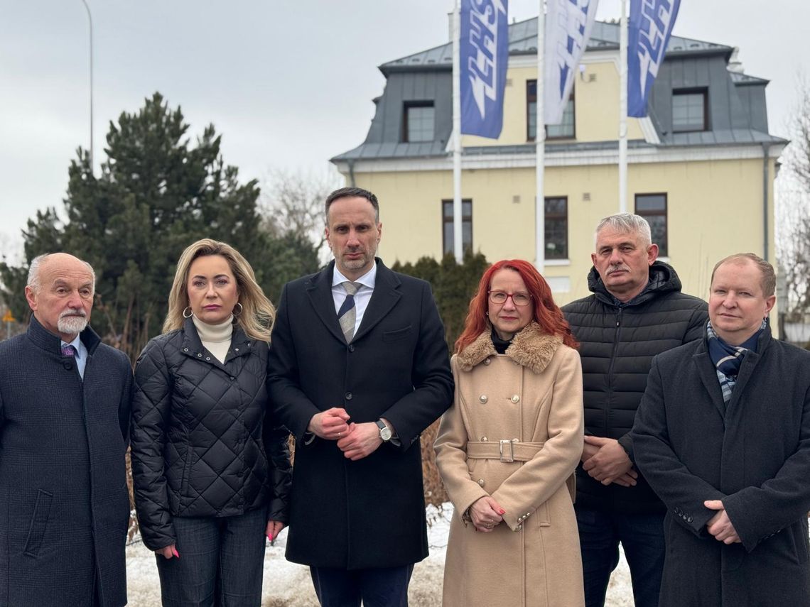 Gęsta atmosfera w Zamościu. Kowalski walczy o „jedynkę”, przyjeżdżają Braun i Zandberg