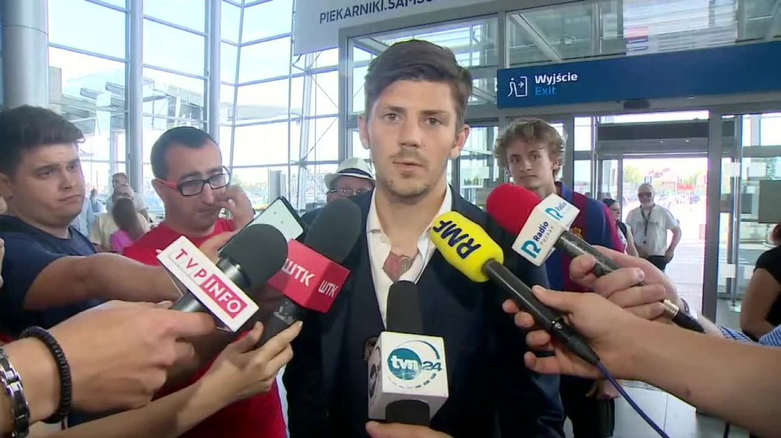 Dawid Kownacki: Bardzo się ze sobą zżyliśmy, byliśmy jak rodzina (wideo) Dawid Kownacki: Bardzo się ze sobą zżyliśmy, byliśmy jak rodzina (wideo)