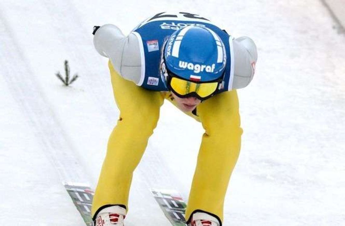 Dawid Kubacki 11 na normalnej skoczni w Lahti