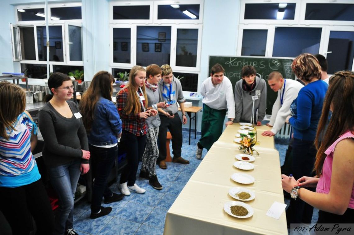 Dęblin. Noc żywych gimnazjalistów 2