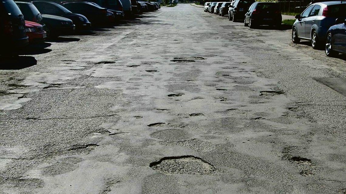 Dęblin. Ruszają zmiany przy dworcu. Najpierw chodnik i zatoka