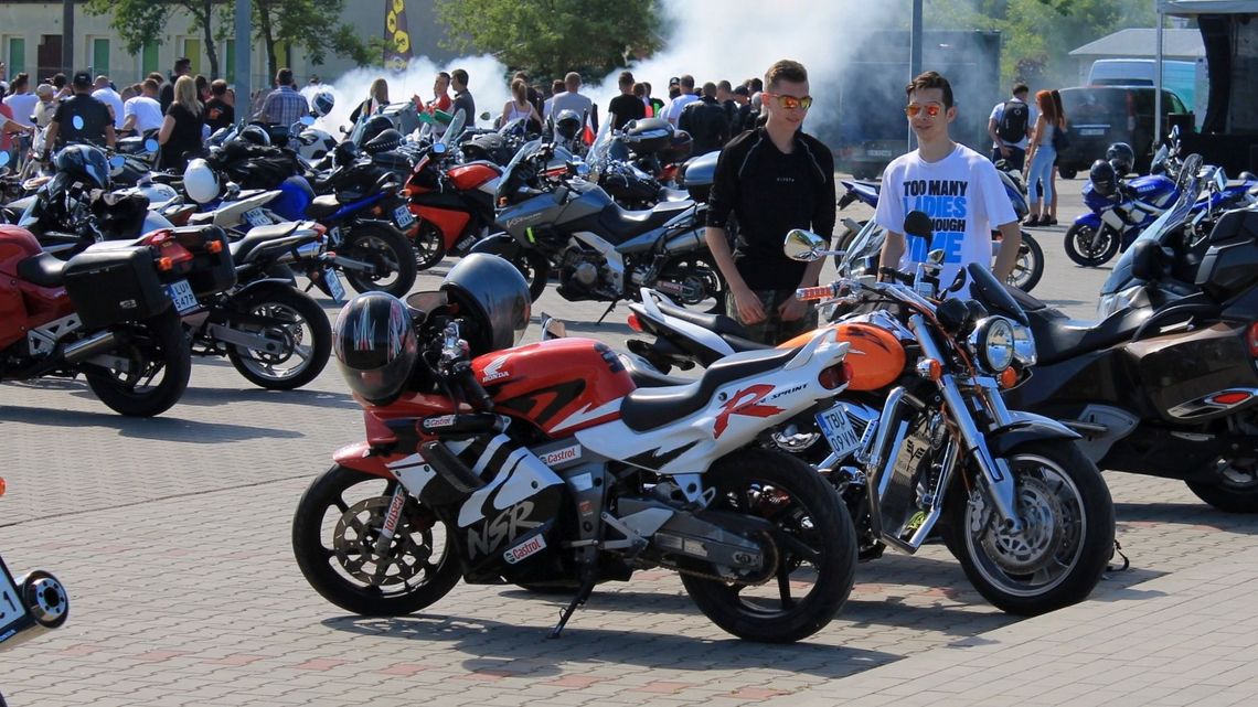Dęblin, Stężyca: Ogólnopolskie rozpoczęcie sezonu motocyklowego Dęblin, Stężyca: Ogólnopolskie rozpoczęcie sezonu motocyklowego