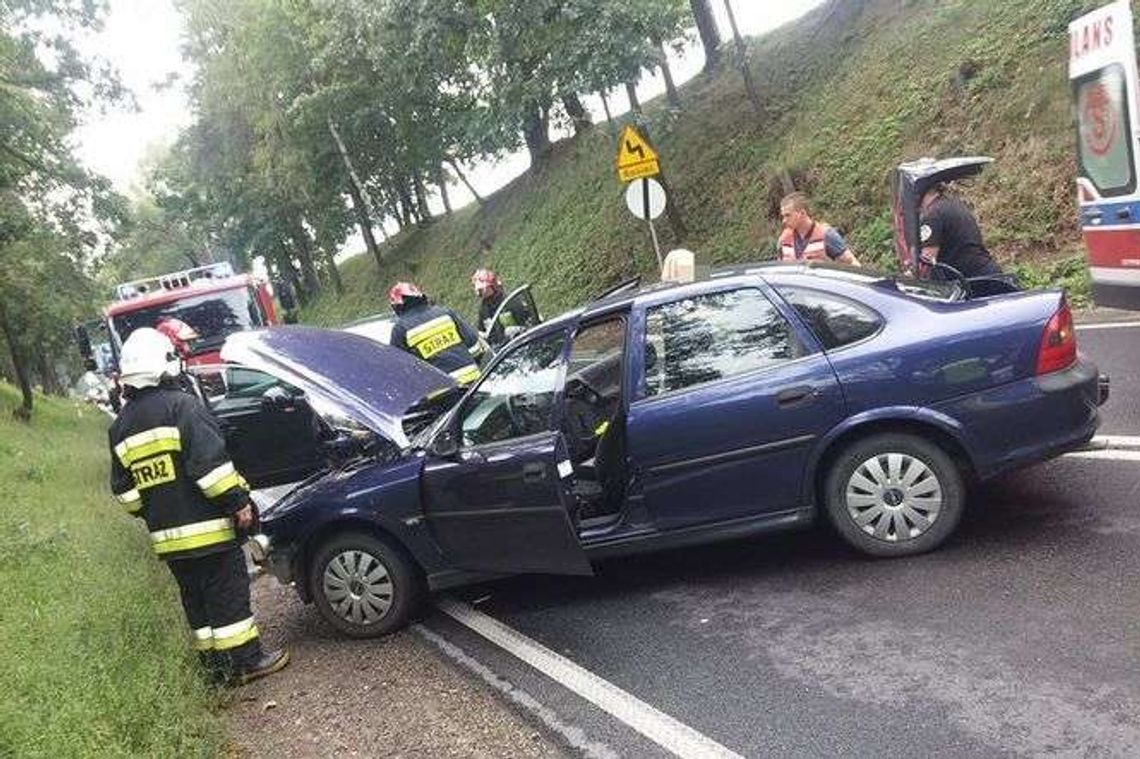 Dębowiec: Wypadek na drodze między Kraśnikiem a Annopolem