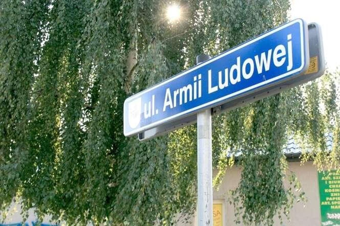 Dekomunizacja Puław. Najpierw pomniki, potem ulice