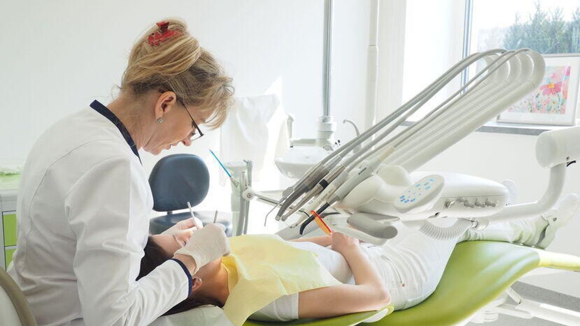 Dentobus rusza w trasę po regionie