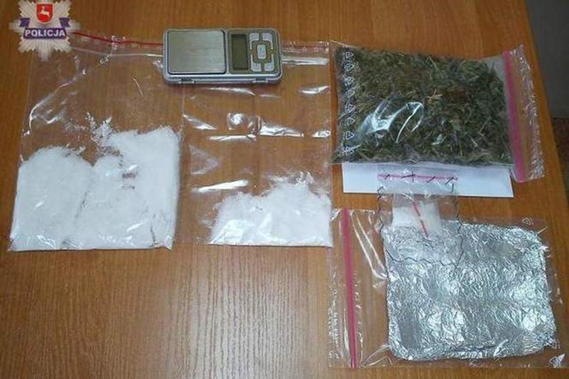 Dilerka narkotyków ze szkolnego sekretariatu stanęła przed sądem. Proces może być krótki Dilerka narkotyków ze szkolnego sekretariatu stanęła przed sądem. Proces może być krótki