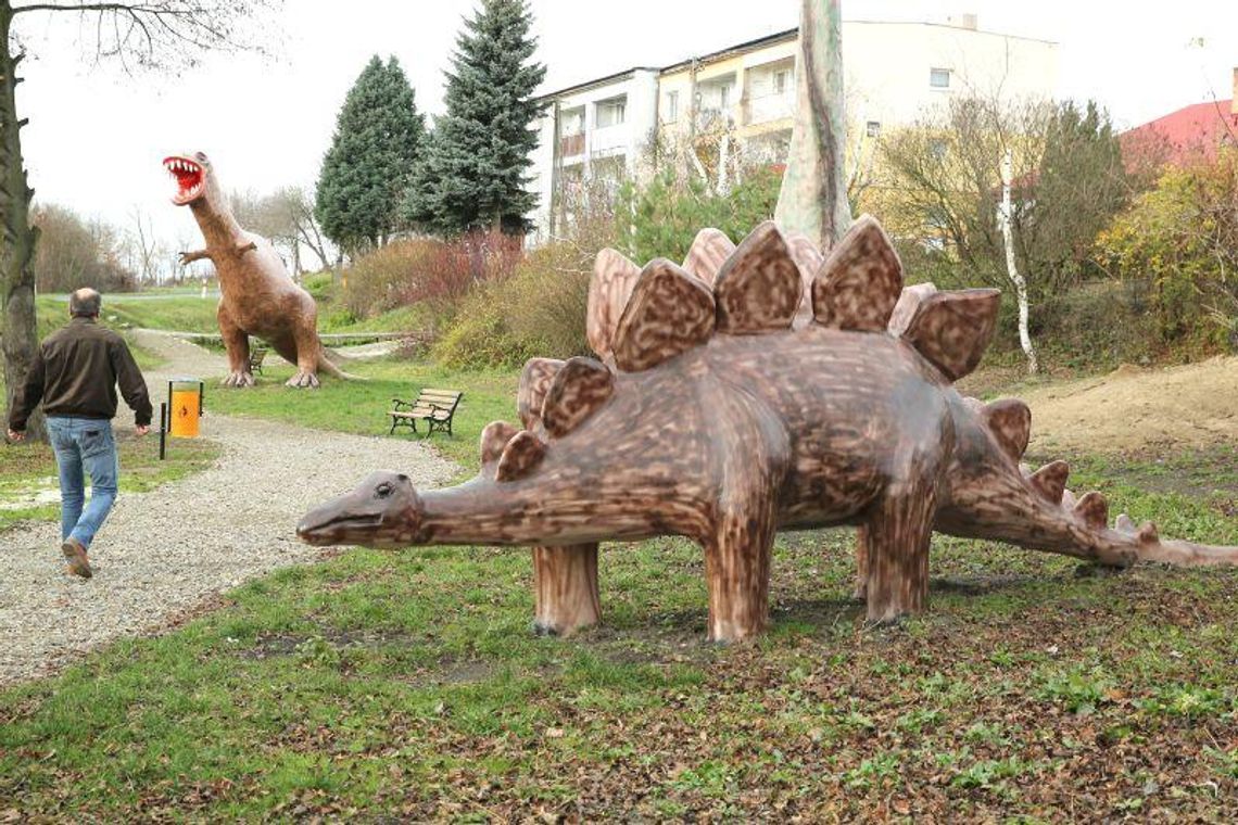 Dinozaury straszą nowymi zębami Dinozaury straszą nowymi zębami