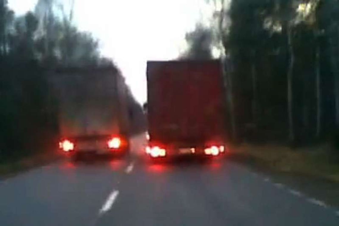 DK-19: Szalona jazda kierowcy ciężarówki (wideo) DK-19: Szalona jazda kierowcy ciężarówki (wideo)