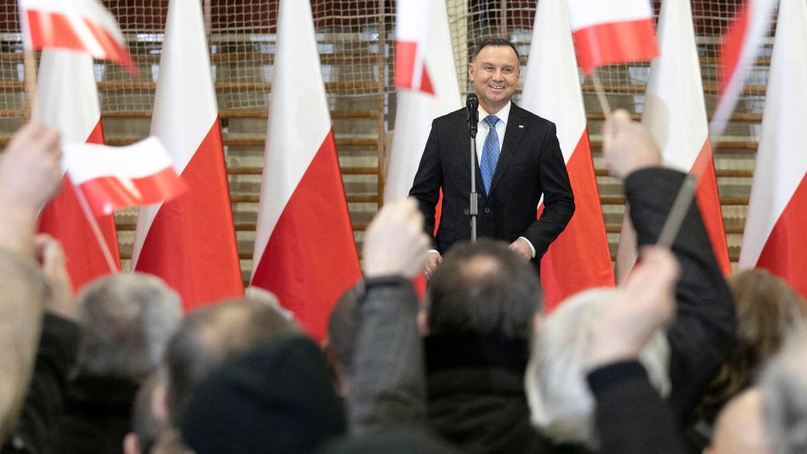 Dlaczego rządowa agencja płaci podlubelskiej szkole za wizytę Andrzeja Dudy? Ustaliliśmy jak KOWR zbierała oferty