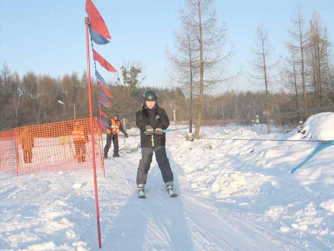Dlaczego stok narciarski w Kumowej Dolinie świeci pustkami? Dlaczego stok narciarski w Kumowej Dolinie świeci pustkami?