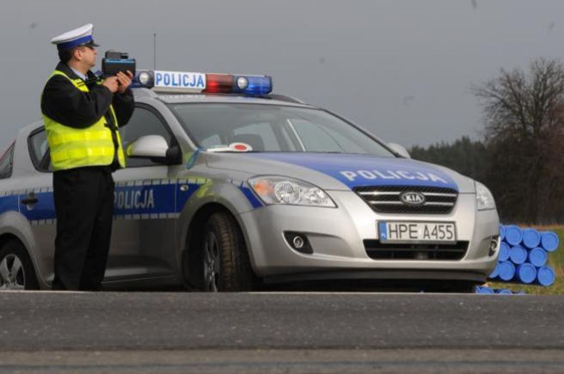 Długi weekend: 20 wypadków, 3 osoby zginęły. Dziś więcej kontroli na drogach