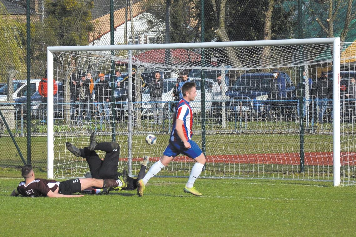 Długi weekend - dwie kolejki. Grała chełmska klasa okręgowa Długi weekend - dwie kolejki. Grała chełmska klasa okręgowa