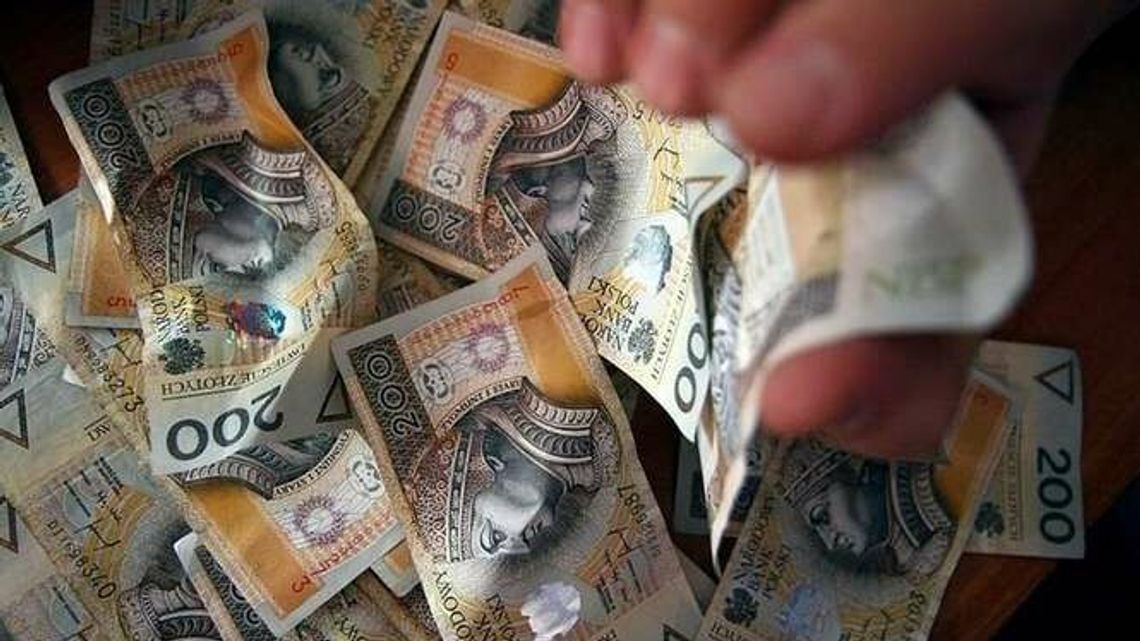 Dłużnicy z Lubelskiego winni są już blisko 2 miliardy złotych. Rekordzista zadłużony jest w 40 firmach na 1,6 mln 