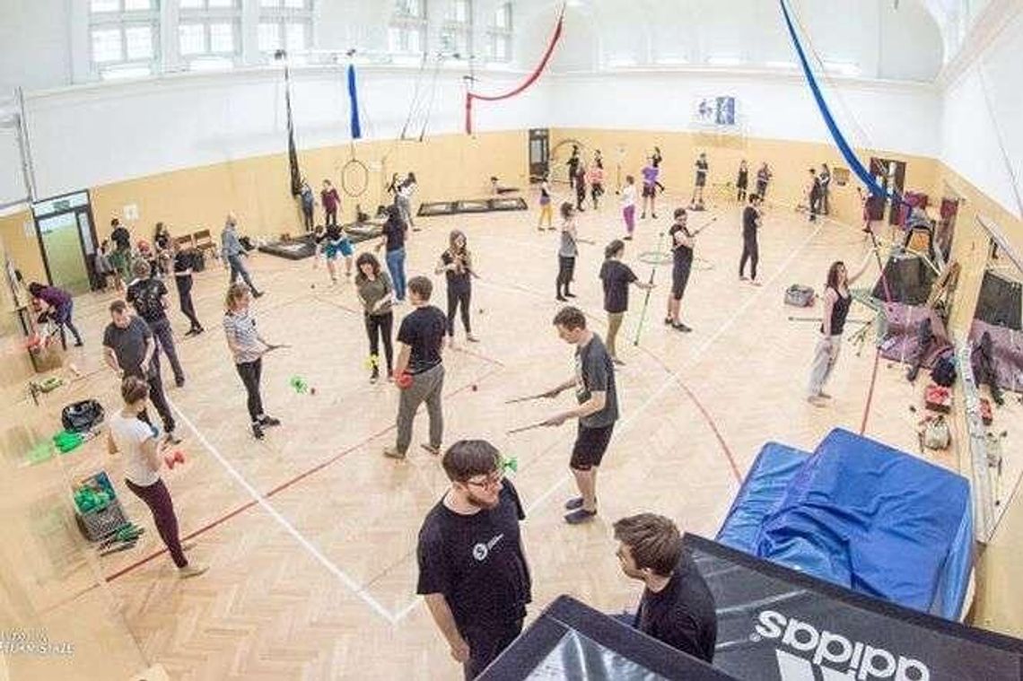 Dni Otwarte Akademii Sztukmistrzów w czwartek i niedzielę