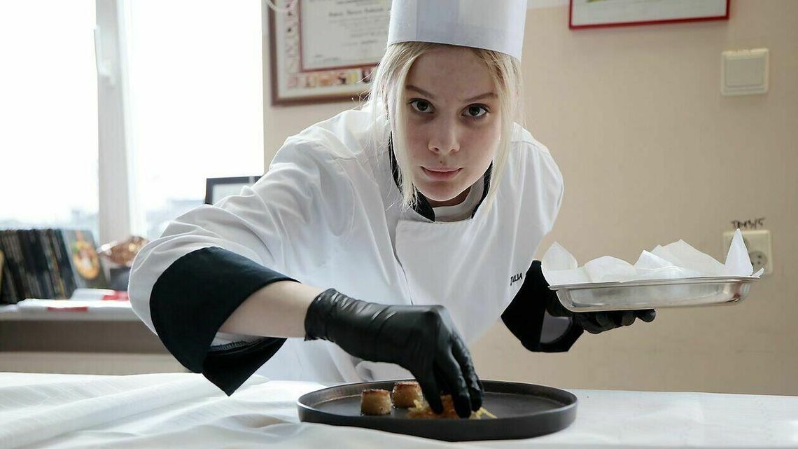 Dni otwarte szkoły Lider. Naukę tu reklamuje znana restauratorka. Zdjęcia