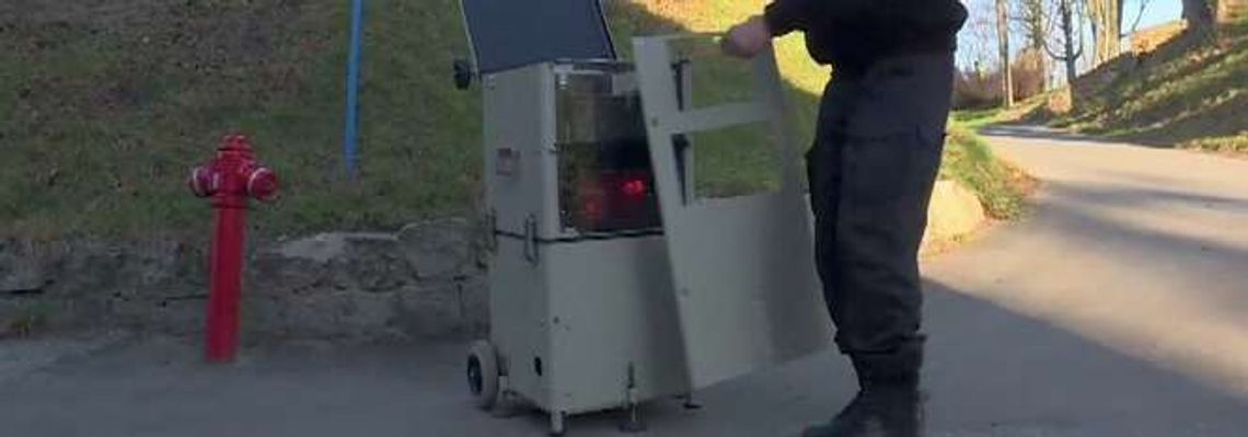 Do piwnic, na aukcje, do muzeum. Fotoradary znikają z polskich dróg