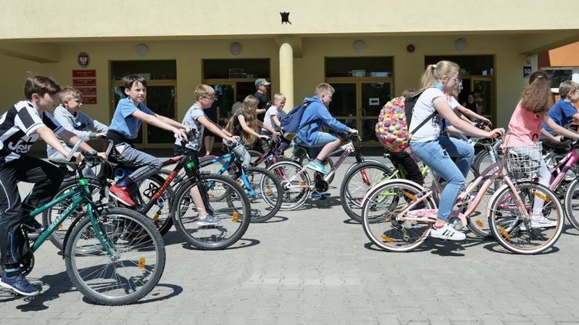 Do przedszkola na rowerze?  Rodzice są chętni, ale trzeba im w tym pomóc