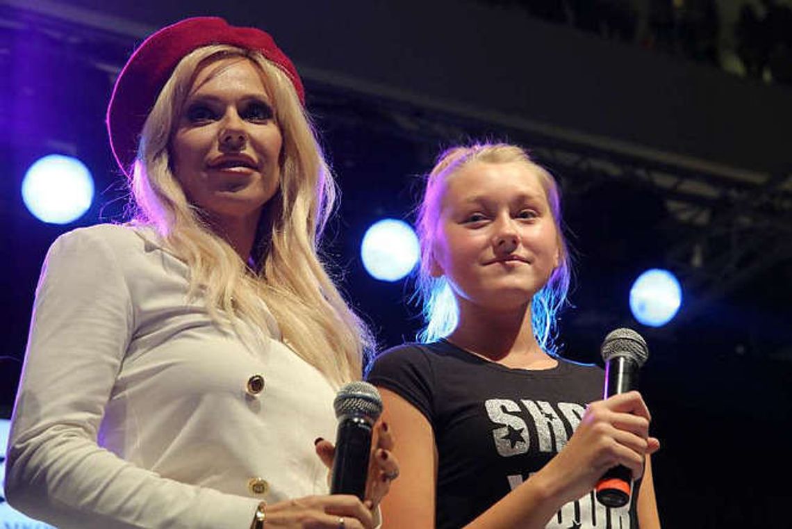 Doda, Sablewska i Siwiec w Tarasach Zamkowych. Na spotkaniu tłumy nastolatek (zdjęcia)