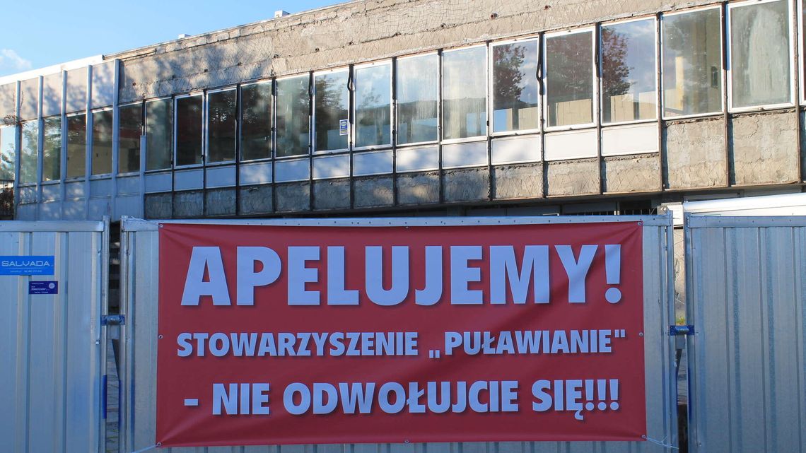 Dom Chemika czeka na szybkie decyzje. Radni kontra stowarzyszenie "Puławianie"