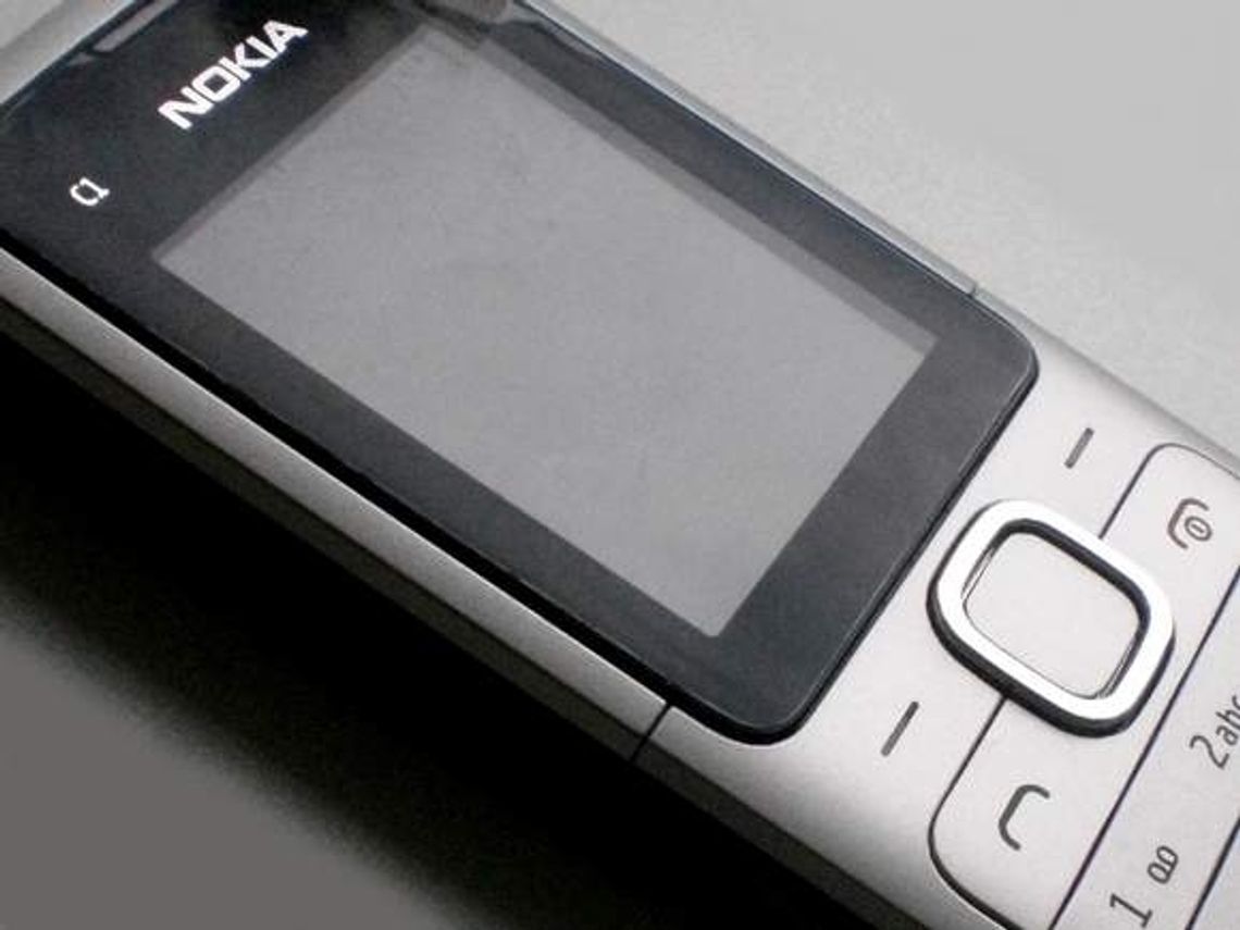 Dopiero po 21 reklamacjach wykryto wadę telefonu