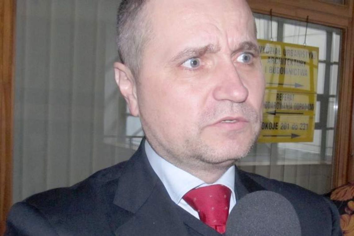 Doradca prezydenta dostał mieszkanie bez kolejki. 300 rodzin nadal czeka