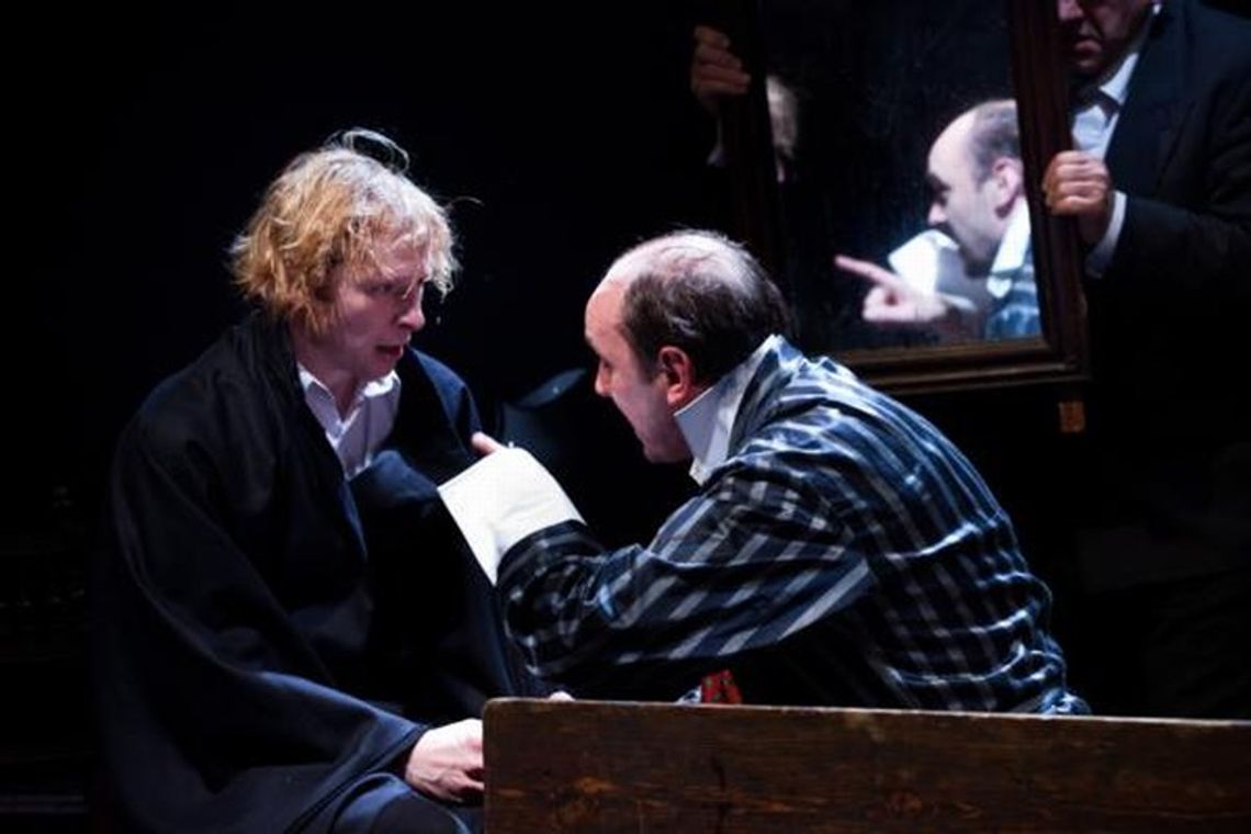 \"Dotknij teatru” i poznaj go od kuchni