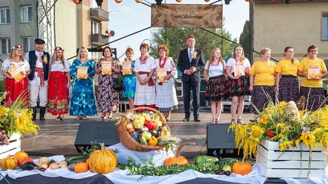 Dożynki powiatowe we Włodawie. Wiemy, kto wygrał konkursy na najładniejszy wieniec i najciekawsze stoisko
