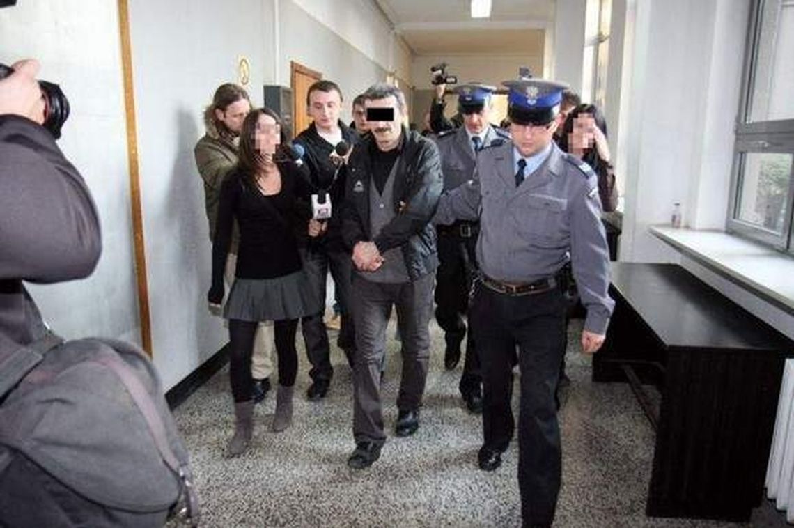 Dożywocie za zabicie syna, żony i teściowej. Sąd nie uchylił wyroku