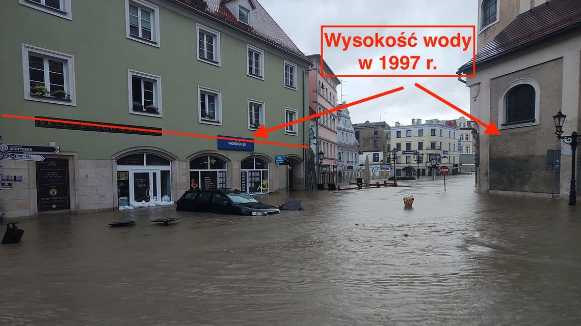 Dramat na południu Polski. Wielka woda nie ustępuje Dramat na południu Polski. Wielka woda nie ustępuje