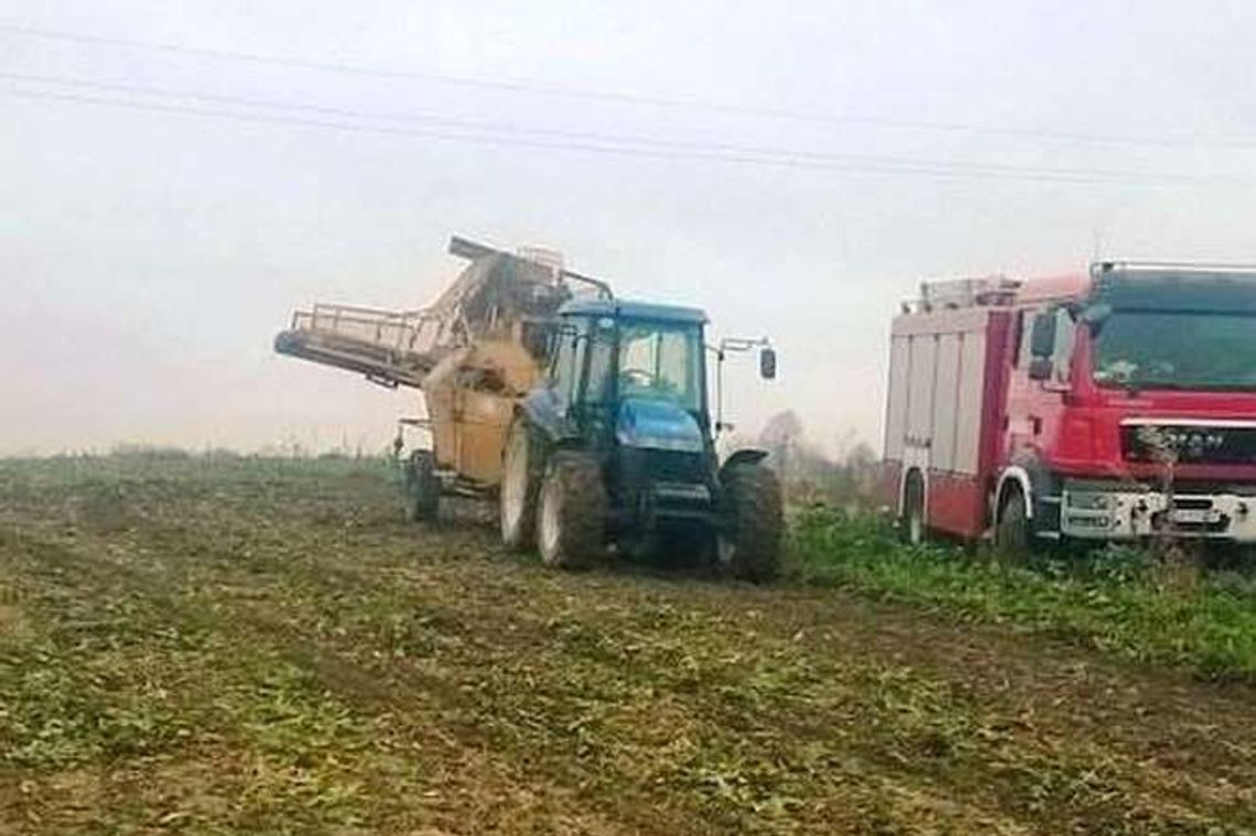 Dramatyczne sceny na polu. Stracił syna z oczu, znalazł tylko jego czapkę