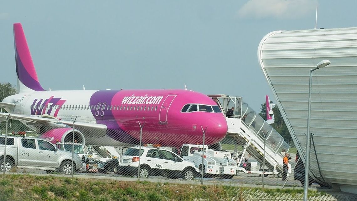 Dramatyczny spadek liczby pasażerów na lotniskach. W Lublinie jest ich o ponad 100 tys. mniej Dramatyczny spadek liczby pasażerów na lotniskach. W Lublinie jest ich o ponad 100 tys. mniej