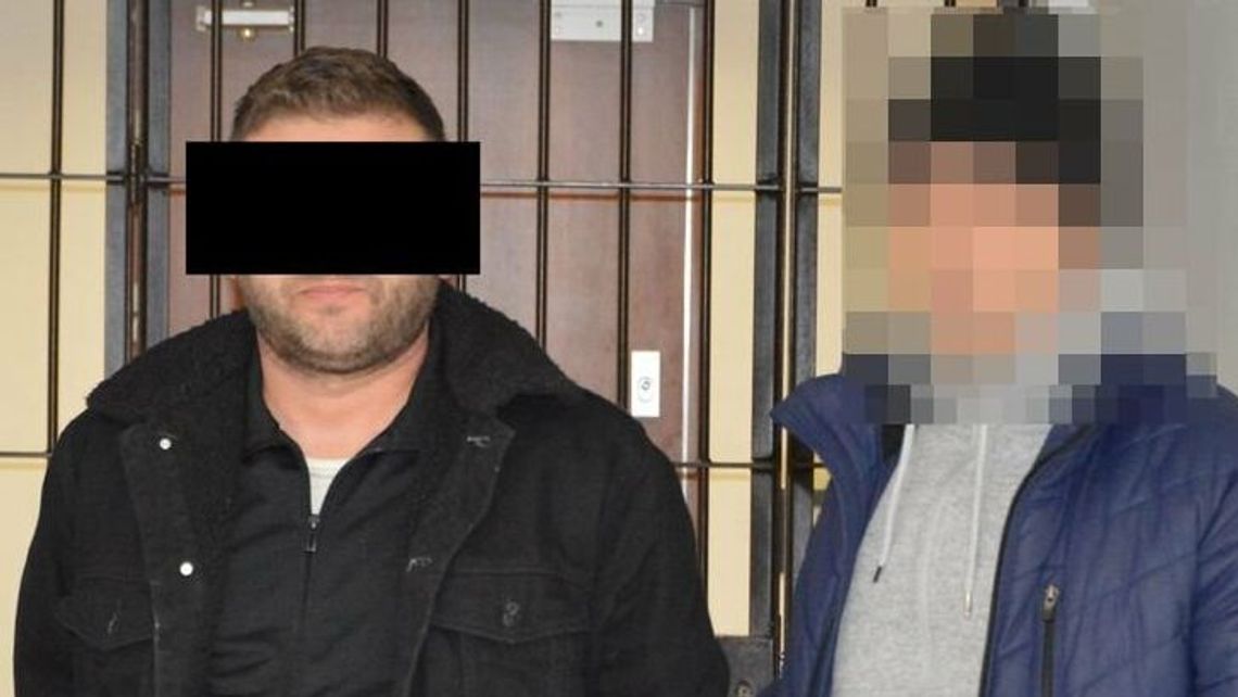 Dramatyczny telefon na policję: Pomocy, syn chce mnie udusić