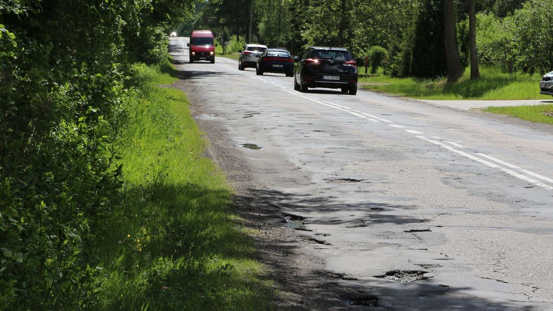 Droga do Janowca będzie jak nowa. Wkrótce ruszą prace