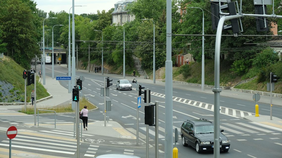 Droga Męczenników Majdanka pułapką dla rowerzystów? Droga Męczenników Majdanka pułapką dla rowerzystów?