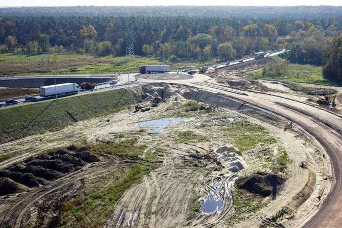 Droga z Puław do Azotów wydłużona. Al. 1000-lecia już zamknięta