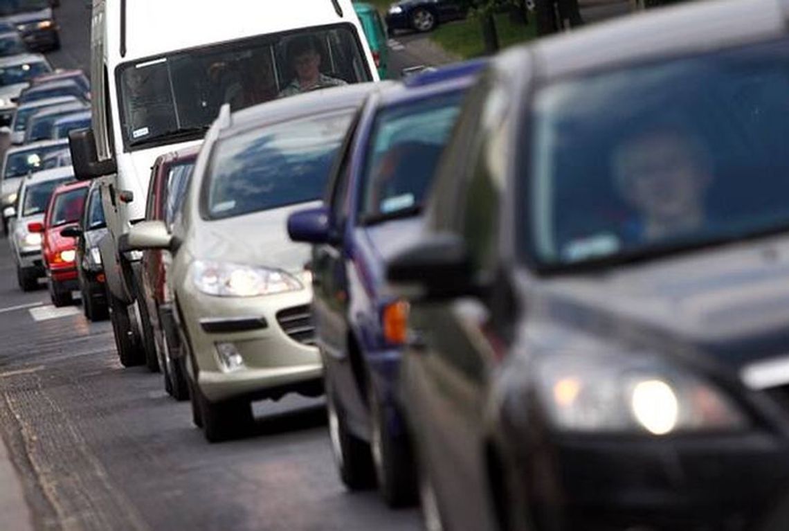 Drogi wojewódzkie najbardziej oblegane. Gdzie jest najwięcej samochodów?
