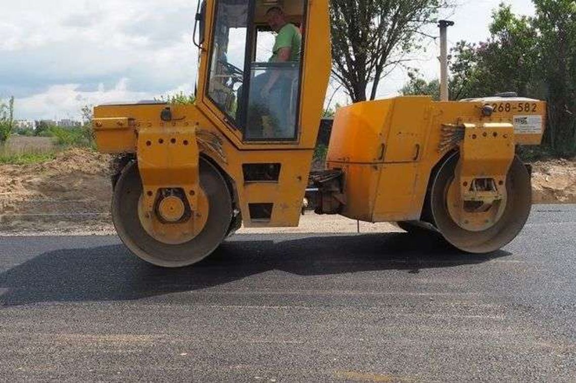Drogowa ofensywa w powiecie puławskim Drogowa ofensywa w powiecie puławskim