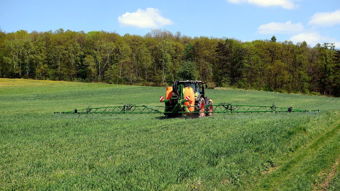 Drożeją nie tylko nawozy. Rolnik: "Obniżka VAT-u mnie nie satysfakcjonuje"
