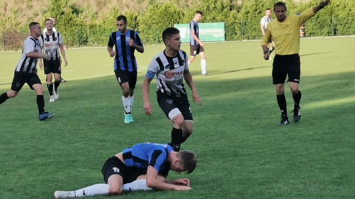 Drużyny z dołu tabeli chełmskiej okręgówki chcą się szybko poprawić