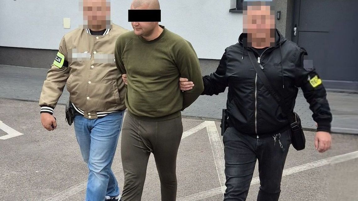 Dusił ją, aż straciła przytomność. Zarzut usiłowania zabójstwa dla 28-latka