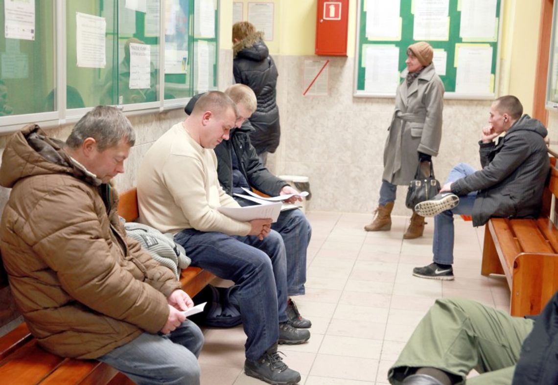 Duże kolejki w Miejskim Urzędzie Pracy w Lublinie