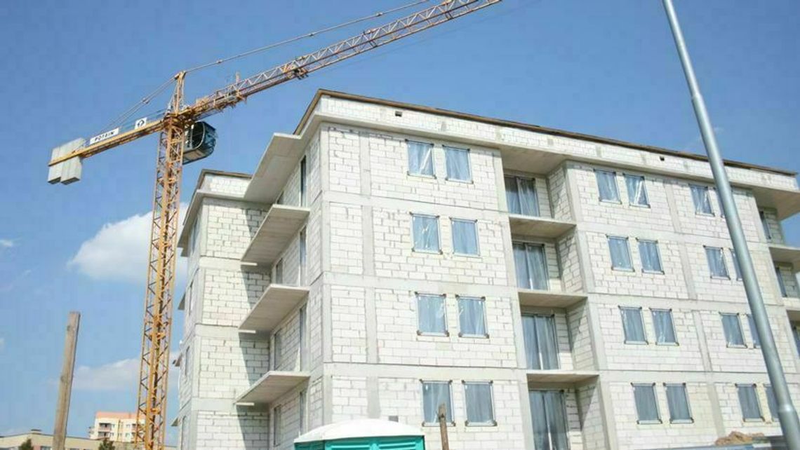 Duże obietnice na atrakcyjne mieszkania. Już szukają lokatorów 