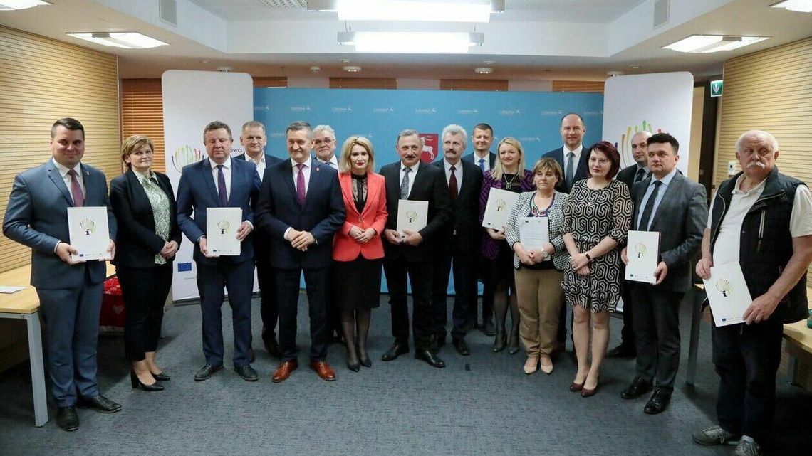 Duże pieniądze dla lubelskiej wsi. Dla gospodyń i winiarni. Zdjęcia Duże pieniądze dla lubelskiej wsi. Dla gospodyń i winiarni. Zdjęcia