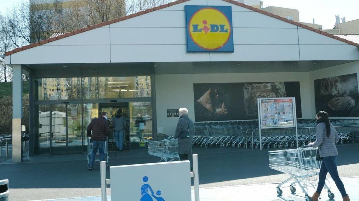 Dwa całodobowe sklepy Lidl w Lublinie. Godziny otwarcia wszystkich sklepów sieci