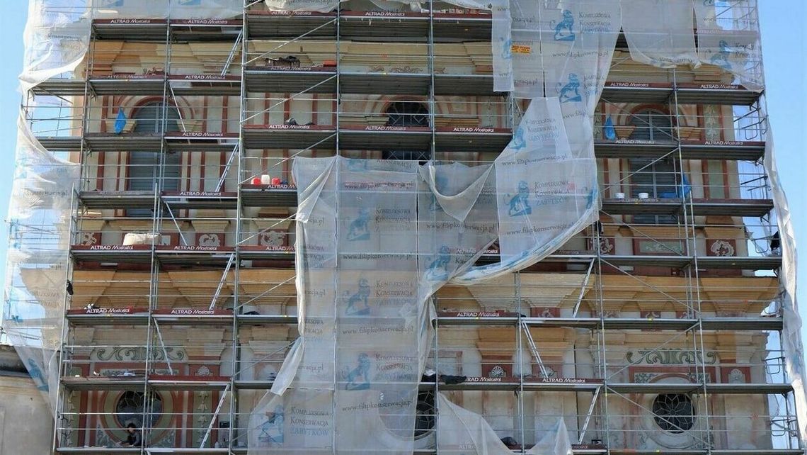 Dwa kościoły, zamek i pałac. Laur Konserwatorski 2023 przyznany. Zdjęcia