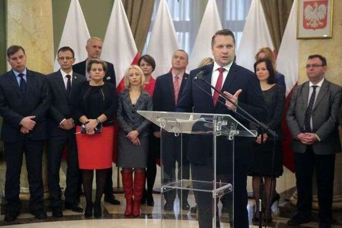 Dwa lata wojewody lubelskiego. Czym chwali się P. Czarnek?