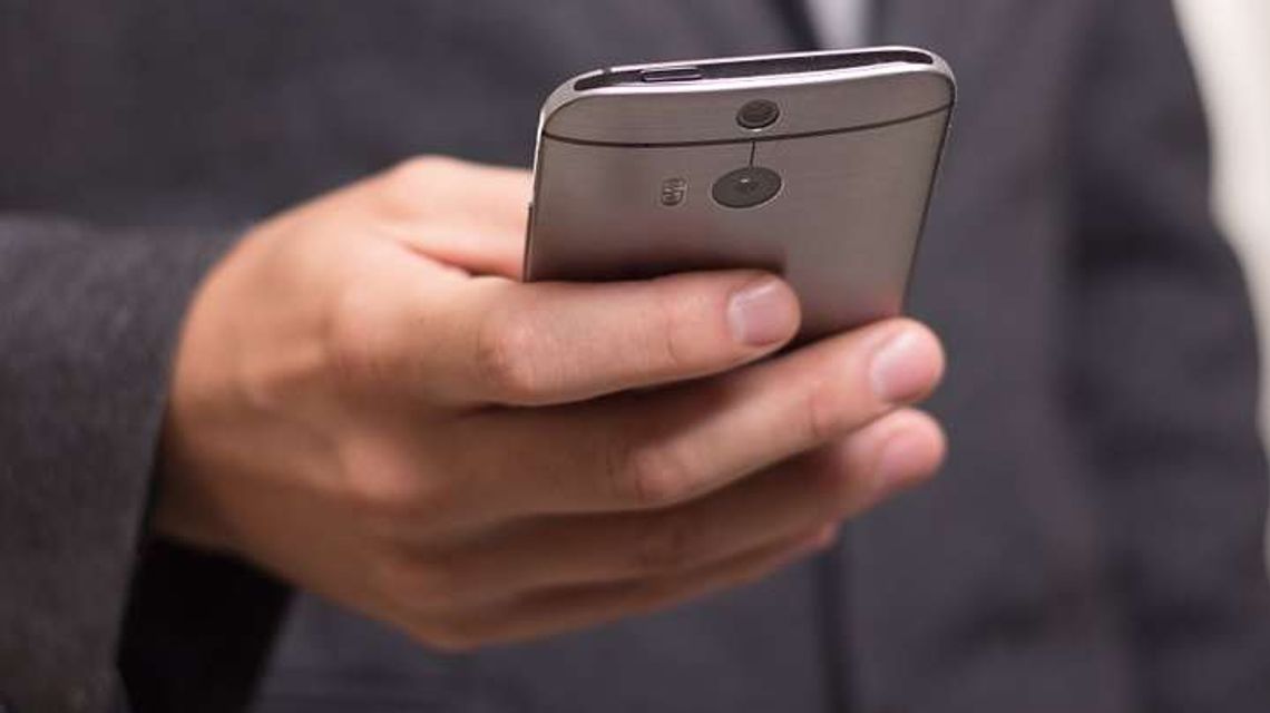 Dwa napady w jedną noc. Brutalnie go pobili i ukradli telefon Dwa napady w jedną noc. Brutalnie go pobili i ukradli telefon